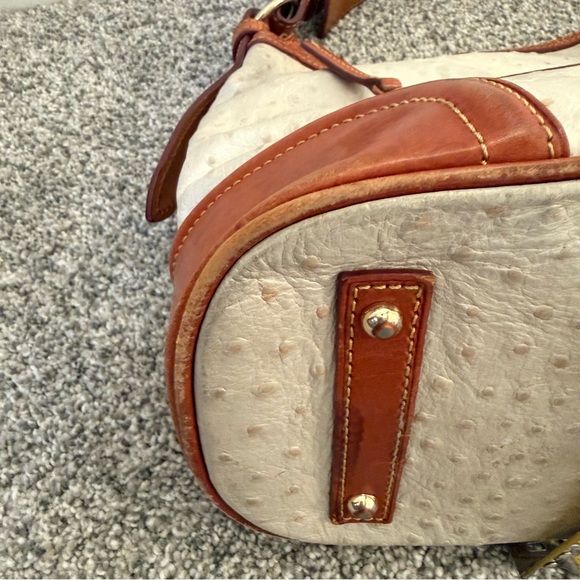 Dooney Bourke Women's Hobo Bag Pearl Ostrich Cream Brown Leather Shoulder Bag - Picture 16 of 16